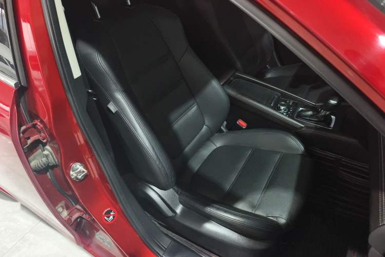 Used Mazda Atenza 2018 2.5L Blue Sky Sport Edition China VI compliant
