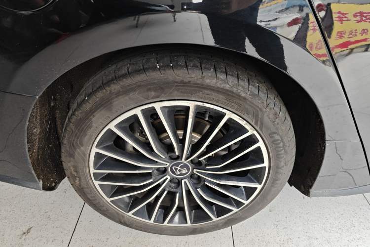 Used BYD Han 2020 EV Long-Range Luxury Model