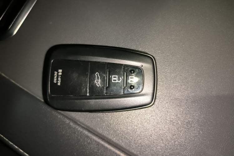 Used Toyota Crown Kluger 2022 2.5L HEV Four-Wheel Drive Premium Edition
