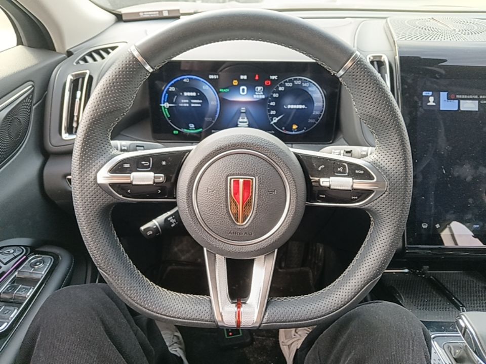 Hongqi HS3 PHEV 2025 Model 117km Jingwei Edition — снимка 13