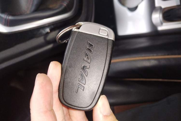 Used Haval H6 2013 Upgraded Model 1.5T Manual Two-Wheel Drive Elite Version
