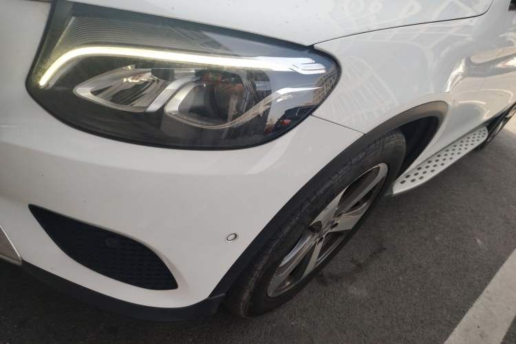 Used Mercedes-Benz GLC 2016 GLC 260 4MATIC Luxury Model