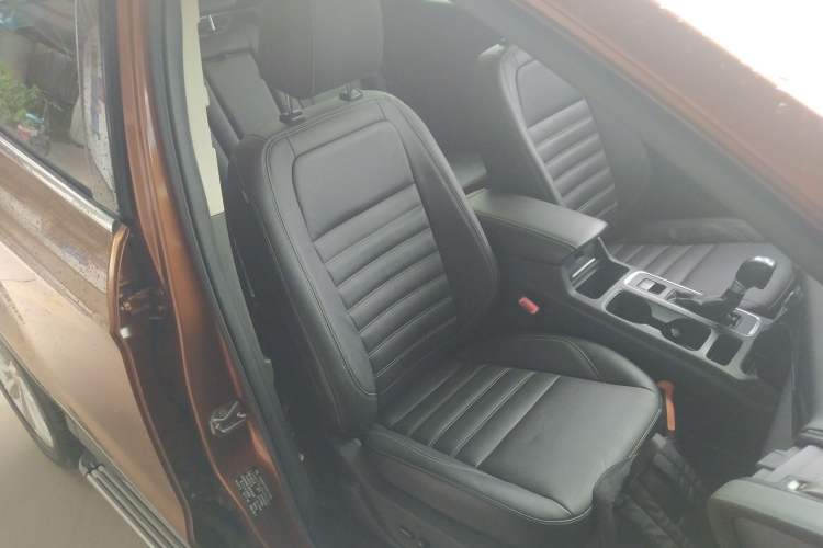 Used Ford Kuga 2017 EcoBoost 180 Two-Wheel-Drive Luxury Wing Edition