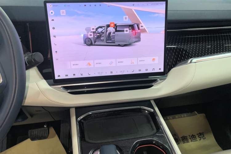 Used Zeekr 009 2024 Six-Seat Executive Version 4WD 108 kWh
