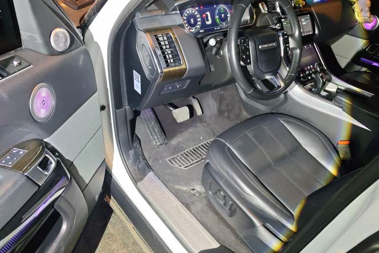 Used Land Rover Range SportNew Energy 2018 P400e Driver Seat