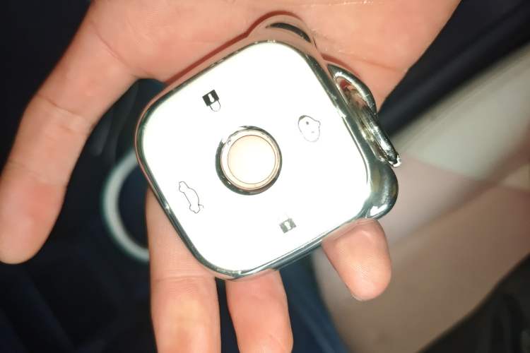 Used Cowin October 2023 201km Wave Rider Edition
