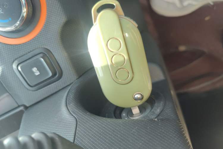 Used Wuling Hongguang MINIEV 2022 Enjoy Edition Lithium Iron Phosphate Interior 1