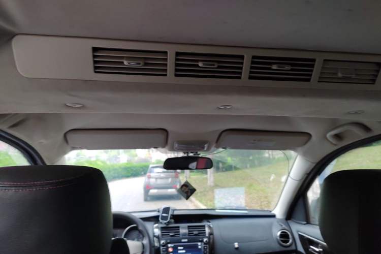 Used HYOSOW S3 2014 1.5L Comfort Version China IV Emission Standard Headliner