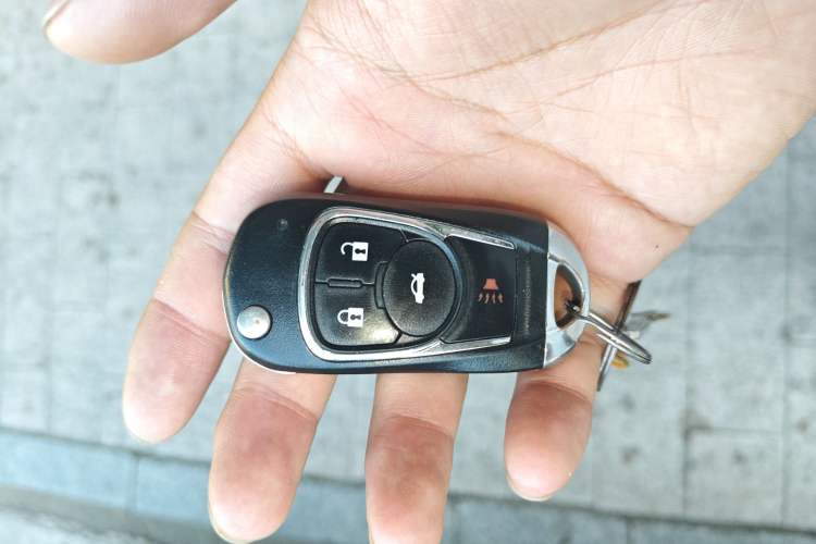 Used Honda Greiz 2016 1.5L Manual Classic Edition
