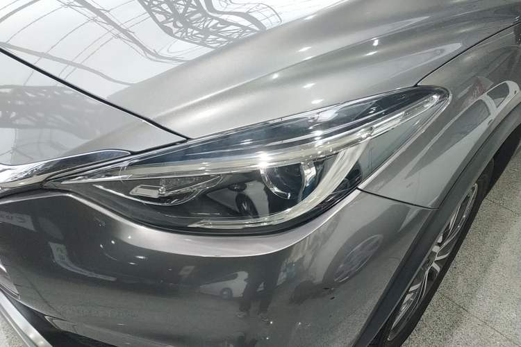 Used Infiniti QX30 2017 2.0T Four-Wheel Drive Fashion Edition
