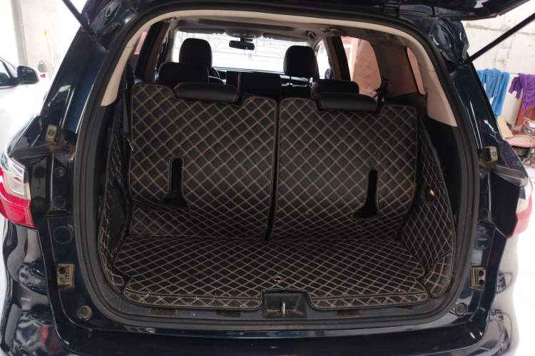 Used BYD Song MAX 2019 1.5T Automatic Smart Connect Ruiyi Sunroof Model 7 Seats China V Emission Standard