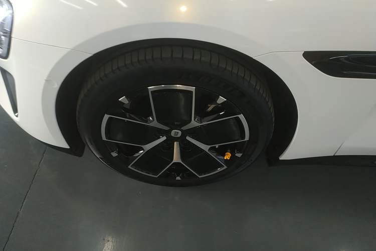 Used Xiaomi Auto SU7 2024 Rear-Drive Long-Range Intelligent Driving Version