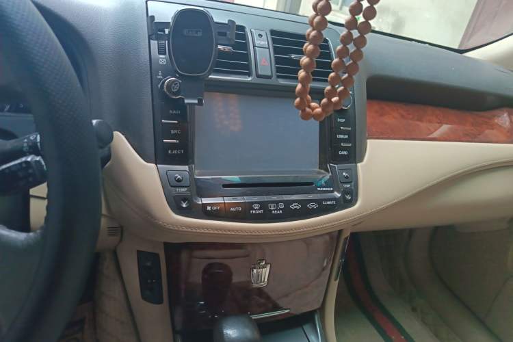 Used Toyota Crown 2012 2.5L Royal Leather Edition