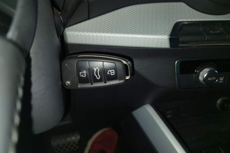 Used Audi Q2L 2018 35 TFSI Fashionable & Elegant Version China VI Emission Standard
