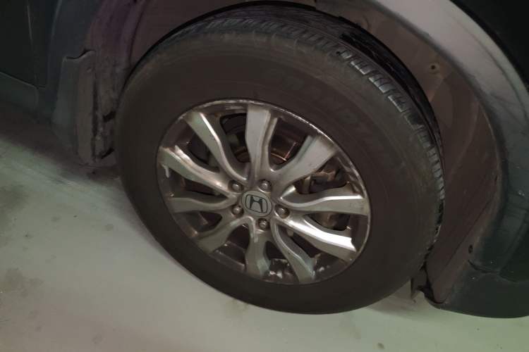Used Honda CR-V 2013 2.0L 2WD Classic Edition Right Front Wheel Hub