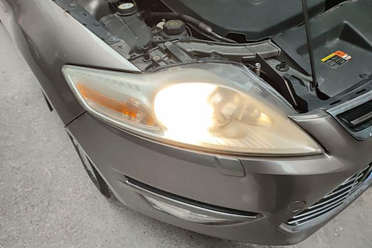 Used Ford Mondeo 2011 2.0L GTDi 200 Luxury Edition