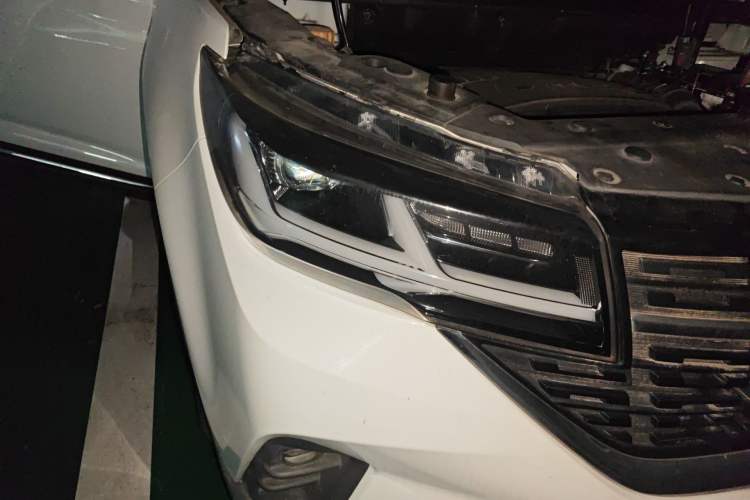 Used FORTHING T5 2018 300T DCT Smart Version Exterior 6