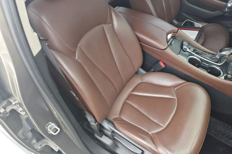 Used Buick Envision 2019 28T 4x4 Elite Version China V Standard
