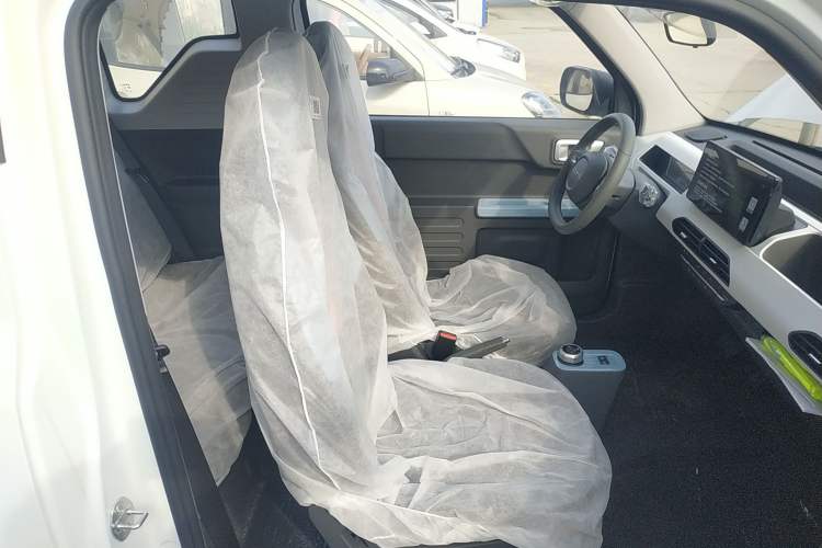 Used Geely Galaxy Panda 2024 Panda Mini 200km Endurance Bear