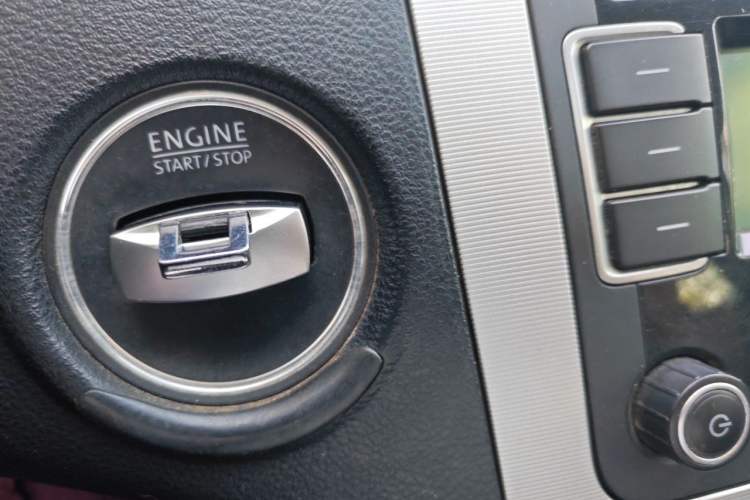 Used Volkswagen Magotan 2011 1.8TSI DSG Luxury Model