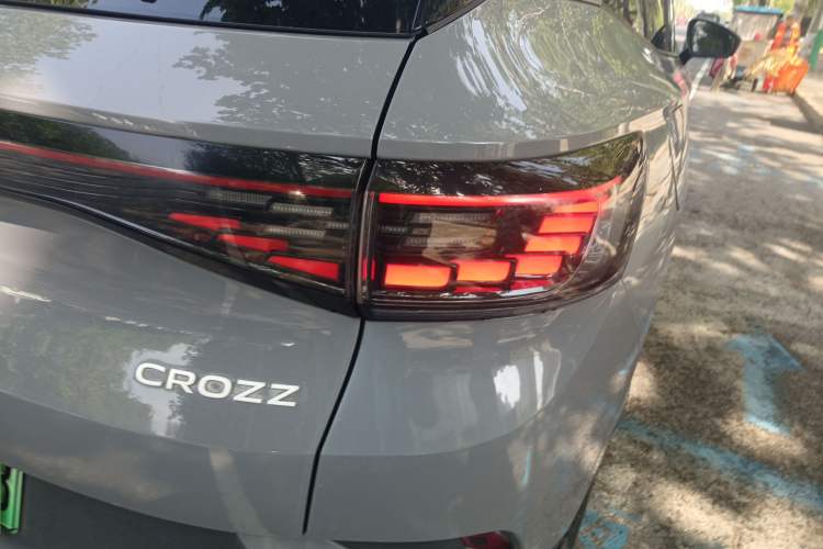 Used Volkswagen ID.4 CROZZ 2021 Long-Range PURE+ Two-Wheel Drive Version