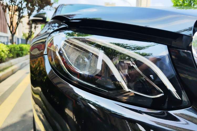 Used Mercedes-Benz E-Class 2017 E 300 L Luxury Model
