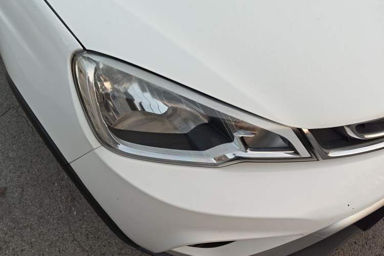 Used Geely Auto Vision X1 2017 1.3L Automatic Fun Edition