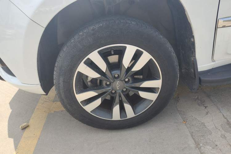 Used Chery Tiggo 3 2016 1.6L Manual ZhiShang Edition
