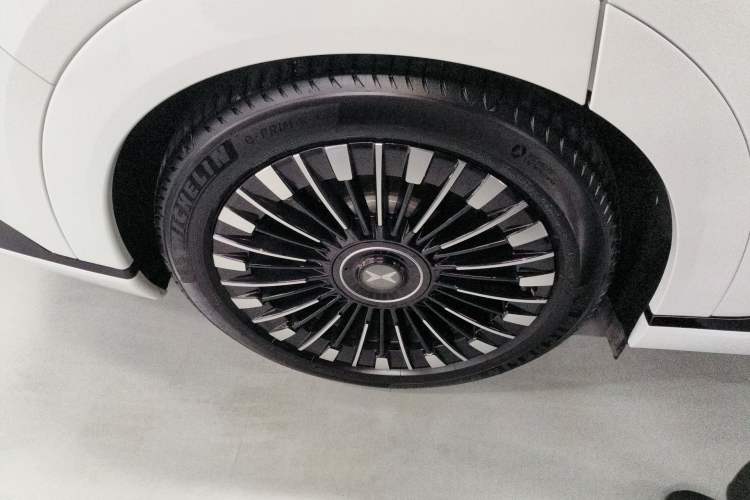 Used XPeng X9 2025 740 Ultra-Long Range Max
