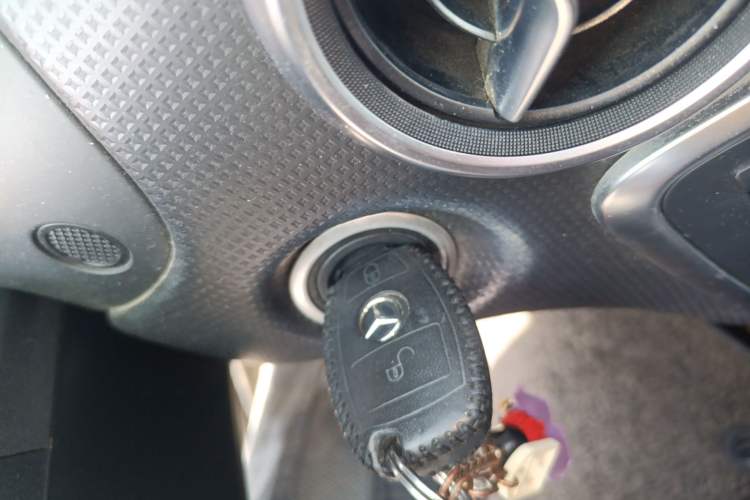 Used Mercedes-Benz A-Class 2015 A 180 Standard Model
