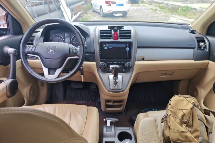Used Honda CR-V 2010 2.4L automatic four-wheel drive luxury version Center Console