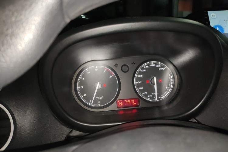 Used MG 3 2011 1.5L AMT Elite Edition Instrument Cluster
