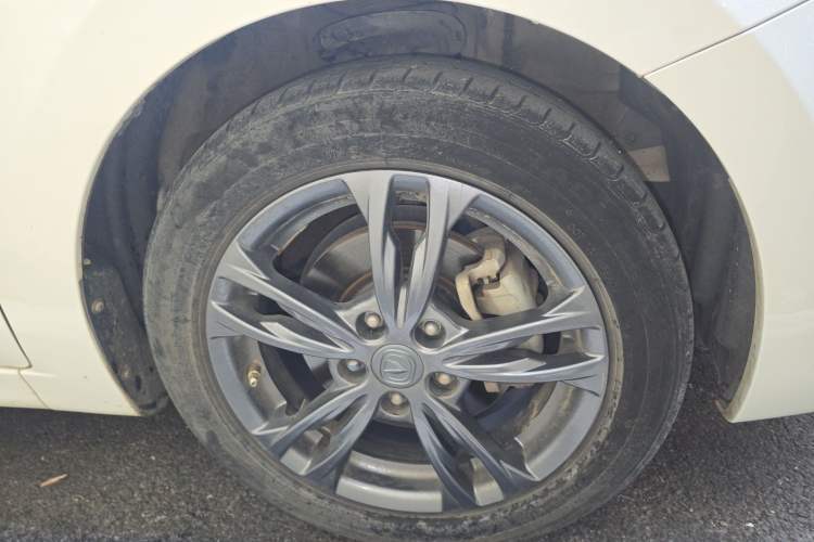 Used CHANGAN Eado DT 2019 1.6L Manual Enjoyment Model China VI Standard
