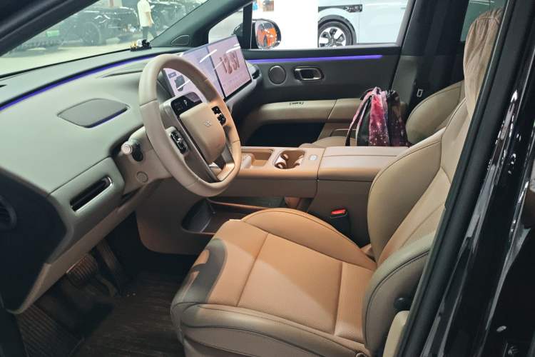 Used Li Auto i6 2025 Model Two-Wheel-Drive Standard Type Left Front Seat