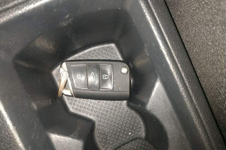 Used Volkswagen T-ROC 2018 280TSI DSG Two-Wheel-Drive Comfort Version China V Standard