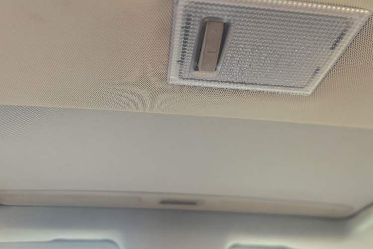 Used Buick Encore 2013 1.4T Automatic All-Wheel Drive Flagship Edition Headliner