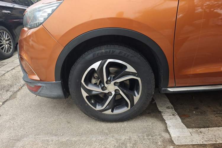 Used Dongfeng Aeolus AX5 2017 1.4T Automatic Qushang Model