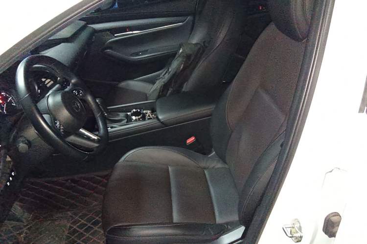 Used Mazda 3 Axela 2021 2.0L Automatic Zhiya Edition