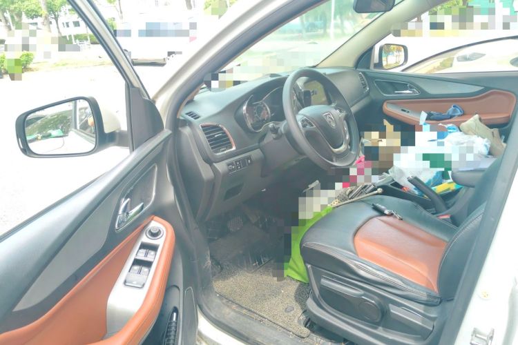 Used Baojun 560 2016 1.8L iAMT Elite Edition
