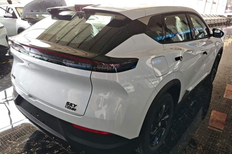 Used Dongfeng Aeolus SKY EV01 2025 530 km AIR Elite Edition