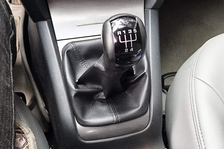 Used Skoda Octavia 2013 1.6L Manual Yijie Edition
