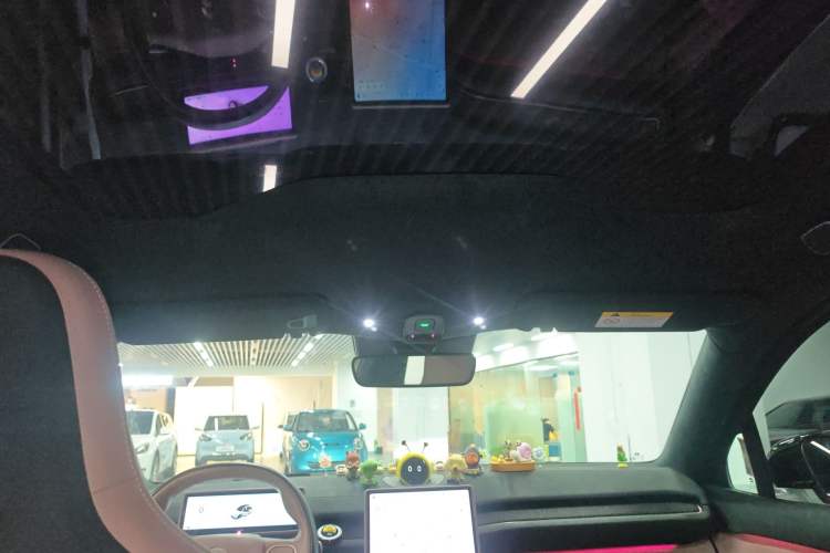 Used Nio EC6 2024 100 kWh Headliner