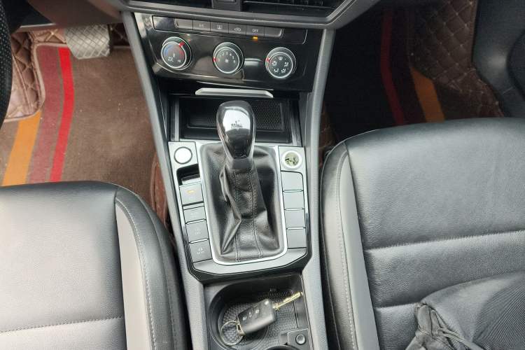 Used Volkswagen Sagitar 2020 280TSI DSG Comfort Version China VI Standard
