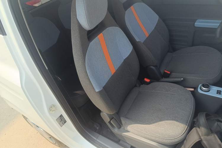 Used Geely Galaxy Panda 2024 Panda Mini 200km Endurance Bear
