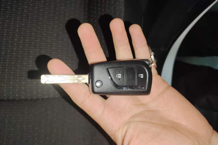 Used Toyota IZOA 2021 2.0L Yixing Version