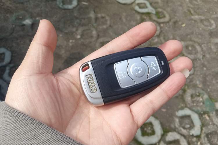 Used Haval H6 2016 Upgraded Model 1.5T Automatic Two-Wheel Drive Elite Version
