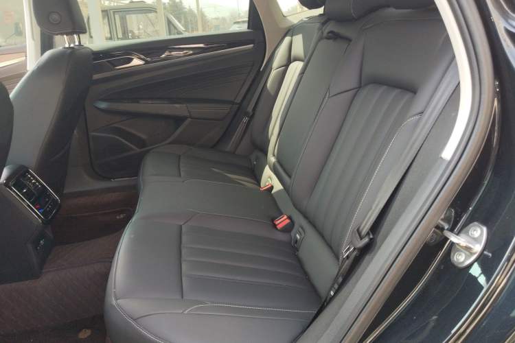 Used Volkswagen Passat New Energy 2025 430 PHEV Hybrid Business Edition
