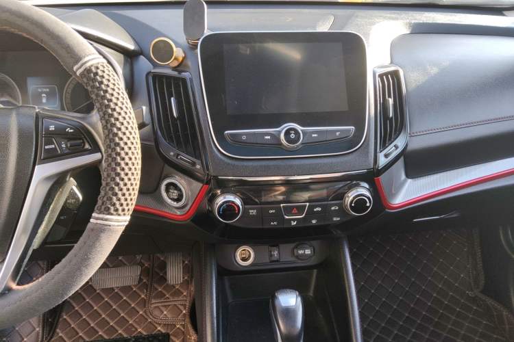 Used Changan CS55 2017 1.5T Automatic Colorful Edition
