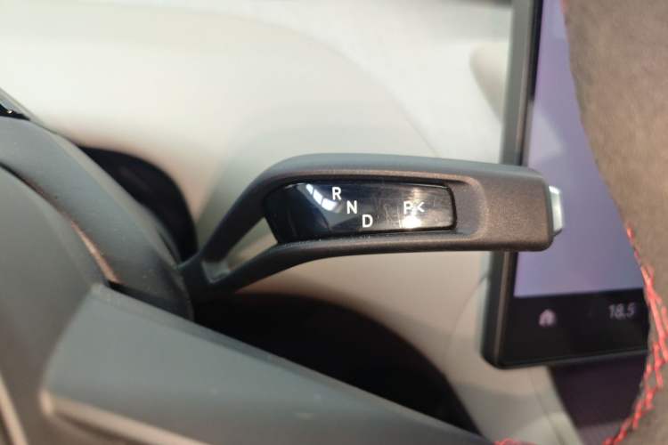 Used Xiaomi Auto YU7 2025 Ultra-Long Range High-Performance All-Wheel-Drive Max Edition