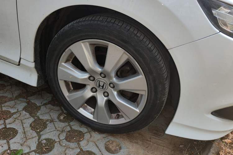 Used Honda Jade 2014 1.8L Automatic Comfort Elite Version 5 Seats
